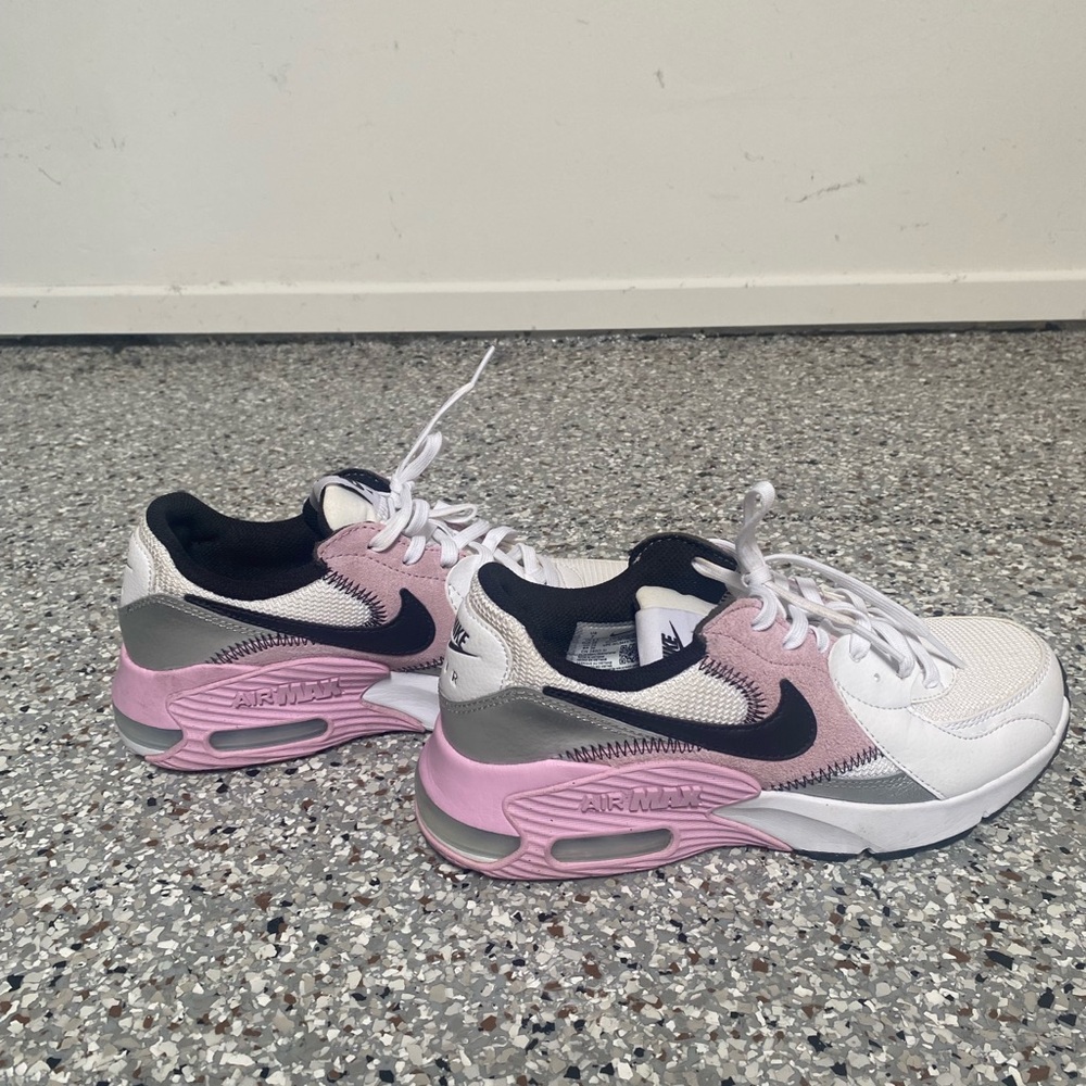 Nike Air Max Sneakers